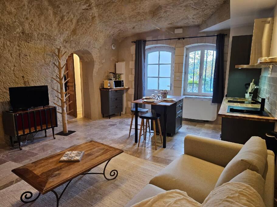 Charmante Maison Troglodyte Loire Valley Rochecorbon Exteriér fotografie